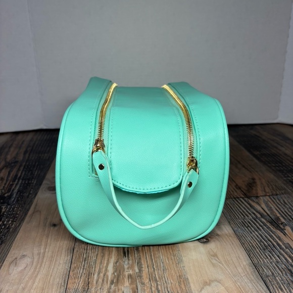 Truly Bag Vanity Case Make up Organizer Travel Storage Trip Carry On Beauty - Picture 4 of 9